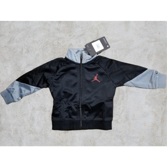 Jordan Infant MVP Tricot Set Tracksuit Boy 12 Month Black/ Gray NWT - Picture 4 of 7